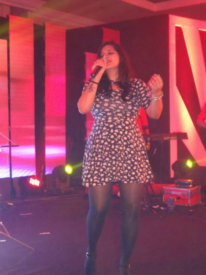 female singer mumbai